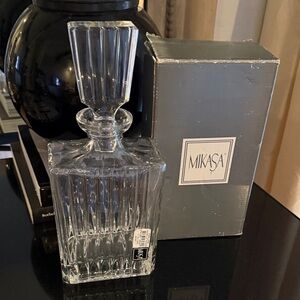 Mikasa Clear Crystal Square Decanter With Stopper  Blown Glass